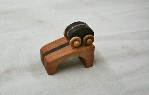 Mini Flipsy- Wooden Car + Ramp Set